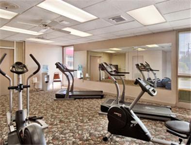 Ramada Ltd. Conference Center Hotel Tifton Fasilitas foto